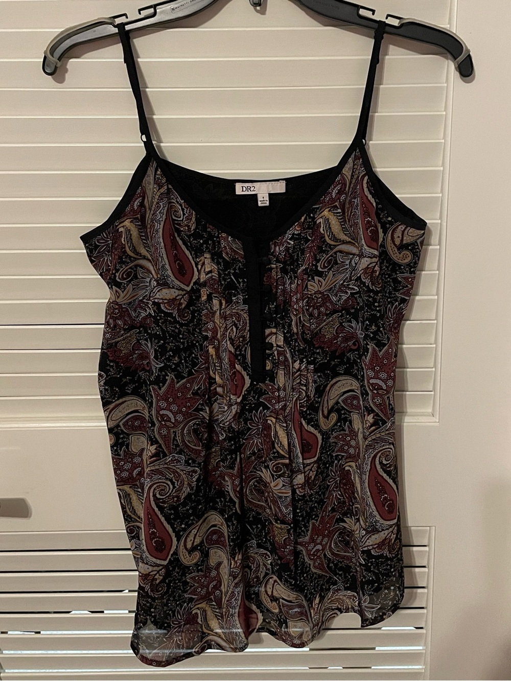 DR2 by Daniel Rainn Black Paisley Print Camisole with Burgundy and Cream Accents